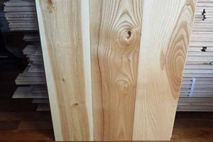 Long Lenght blonde toned Ash Wood Flooring